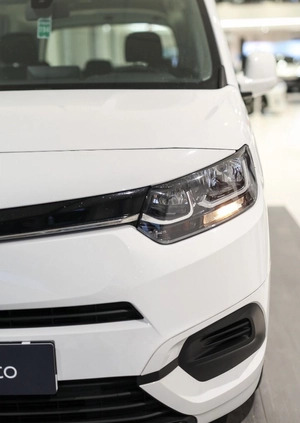 Toyota Proace City Verso cena 85850 przebieg: 86831, rok produkcji 2021 z Brzostek małe 596